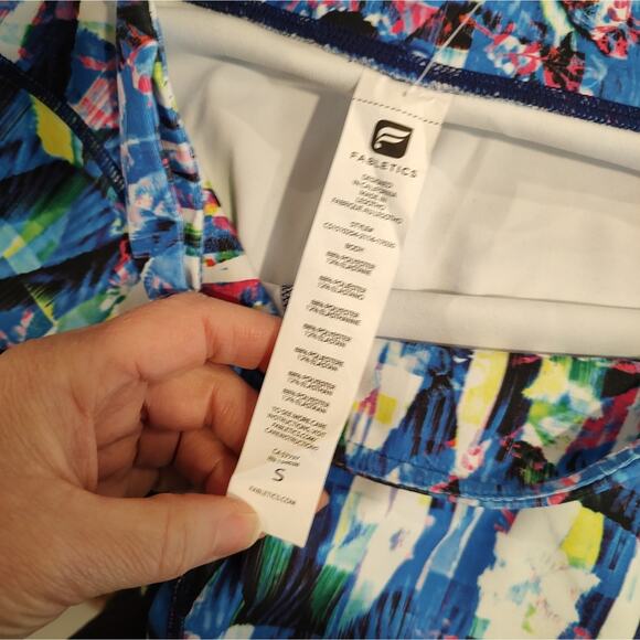 Fabletics Solar Powerhold Midrise Capri Leggings Small - Picture 10 of 11